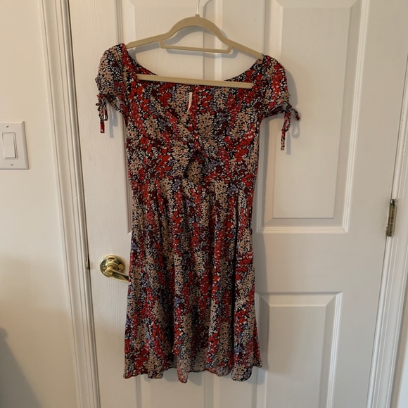 Free people miss right floral print keyhole top - Picture 4 of 14